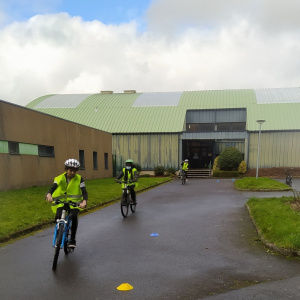 garder_ses_distances-67f20